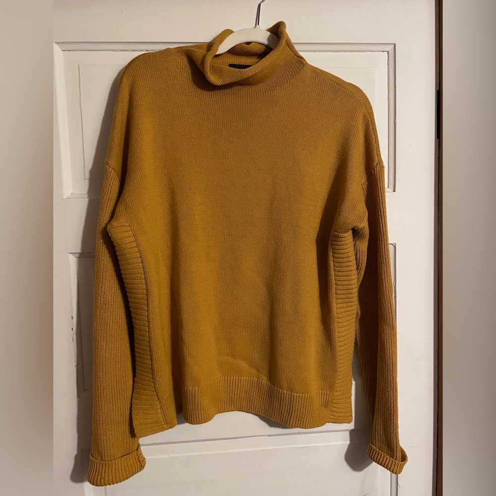 Mustard yellow sweater